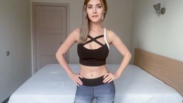 Eva Elfie 18 ฟิตเนสเสร็จทุกราย Fit18