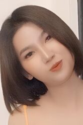 Somsom [ส้มส้ม]