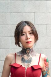 Ai Qiu 艾秋 [อ้ายชิว]